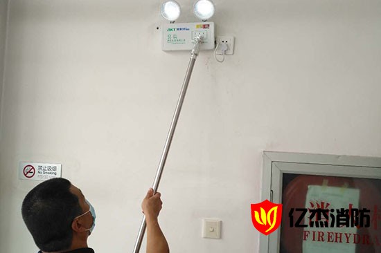 <<消防应急照明和疏散指示�pȝ��GB 17945-2024>>主要改进内容解析